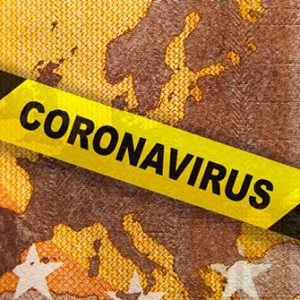 Absperrband Coronavirus vor Euro-Note