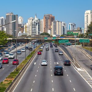 Straße in das Zentrum Sao Paulos
