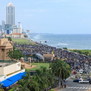 Massenprotest in Colombo
