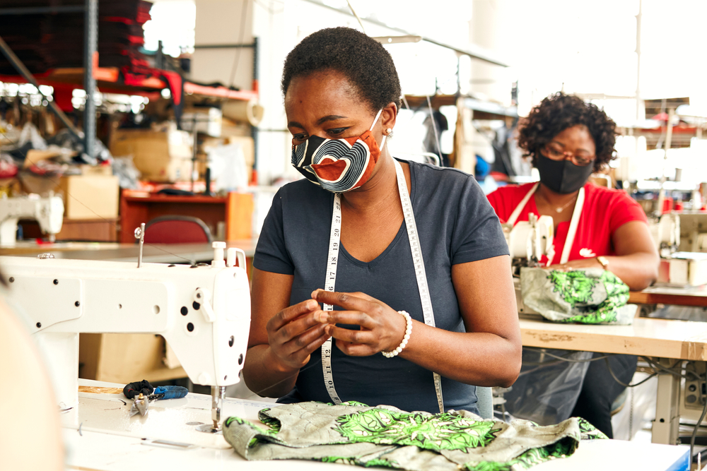 Arbeiterinnen in einer südafrikanischen Textilfabrik