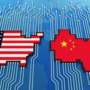 US- und China-Flagge auf Halbleiter-Verläufen