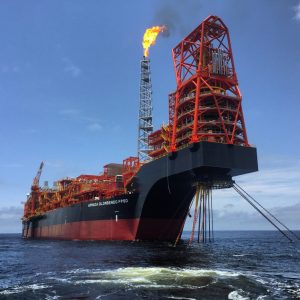 Floating Production Storage Offloading (FPSO) im Meer vor Angola